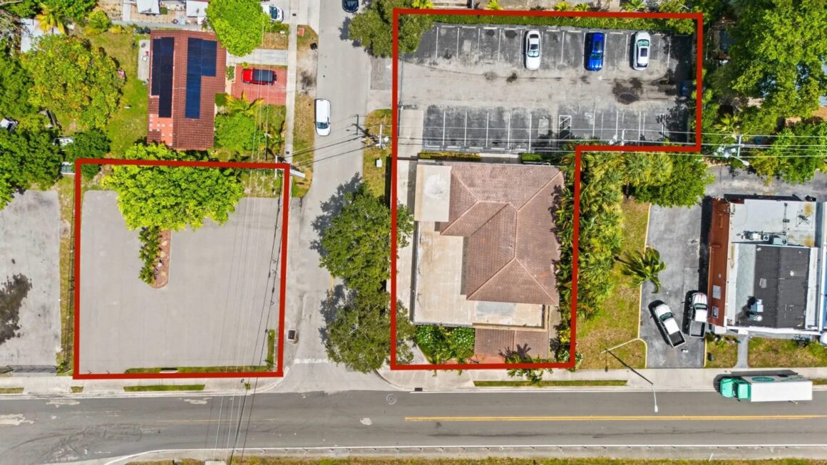 Overhead view of 2211 and 2215 Davie Blvd parcels outlined