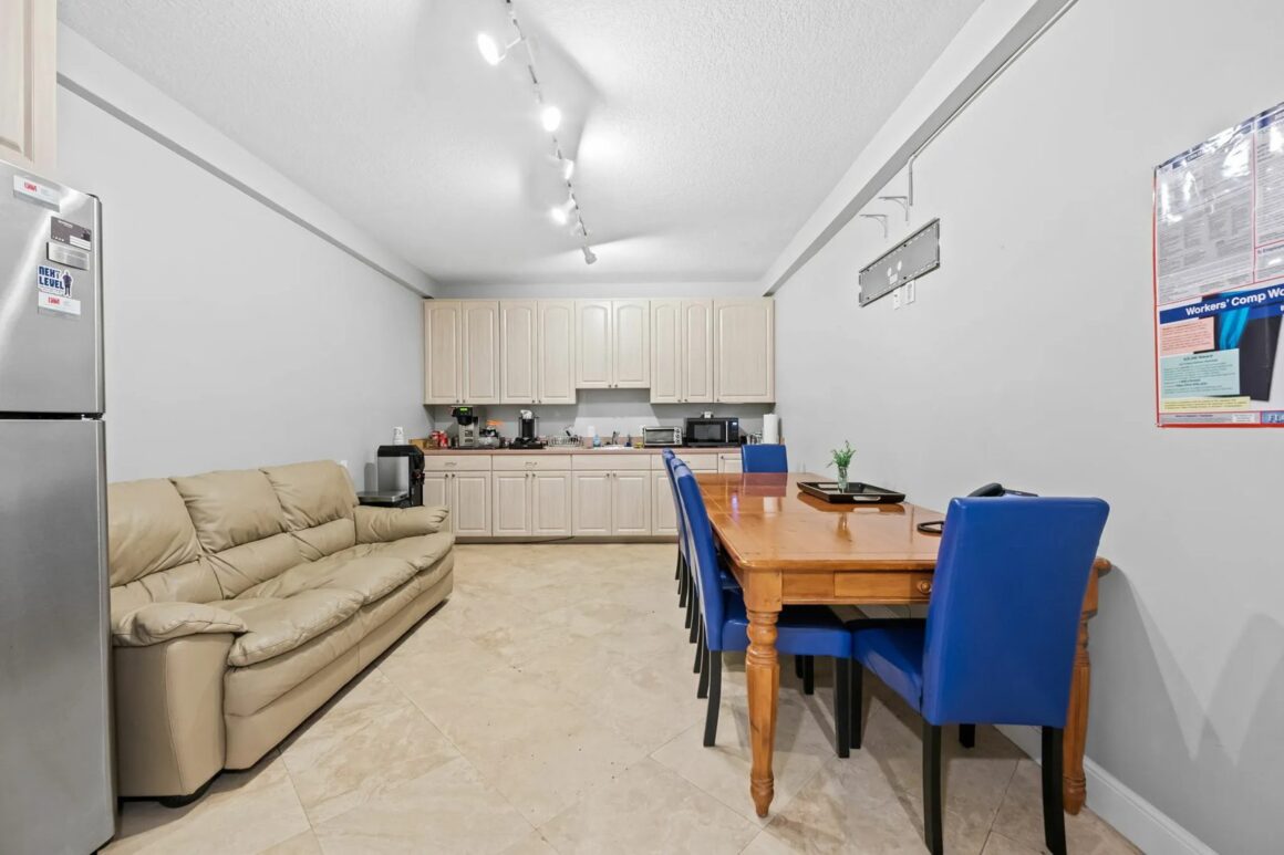 Break room and kitchen at 2211 Davie Blvd office