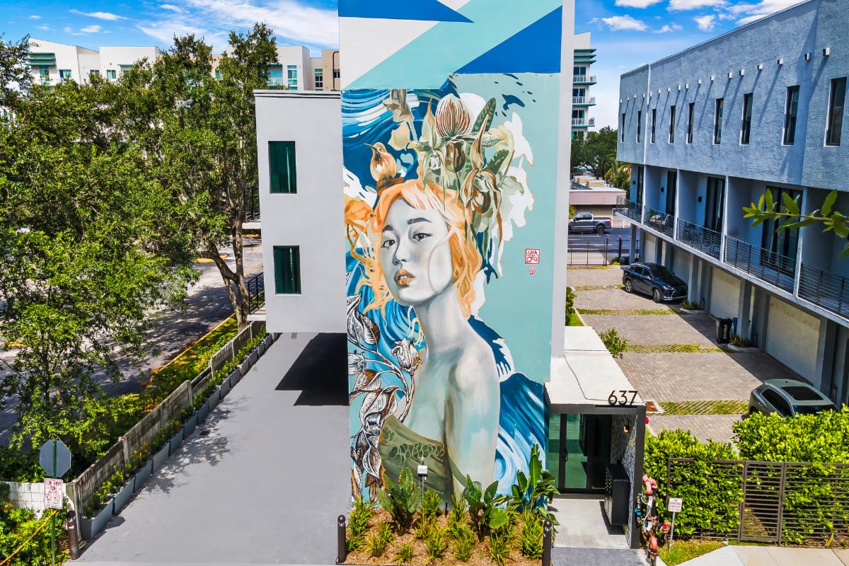 Art Lofts exterior mural in Flagler Village